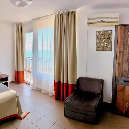 морски рай Guest house Pomorie